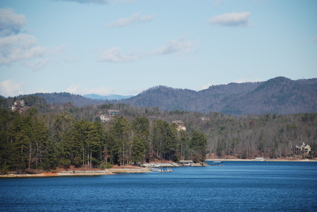 Outdoor Lighting Install Lake Keowee SC | Luxury Experts with Outdoor Lighting Experts